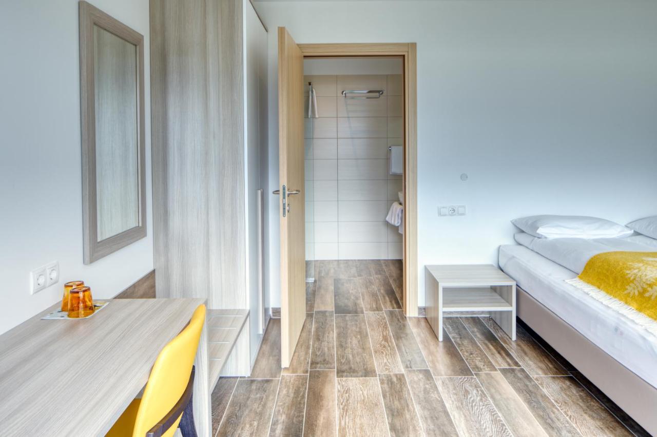 Hotel 1001 Nott เอยิลส์สตาดีร์ ภายนอก รูปภาพ